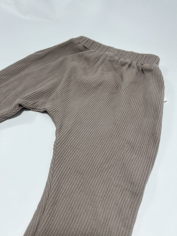 Kindly NWT Ribbed Pants - 3Y