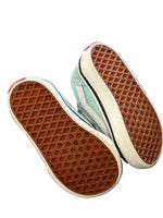 Load image into Gallery viewer, Vans Shoes - 4
