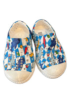 Load image into Gallery viewer, Native Shoe - 4
