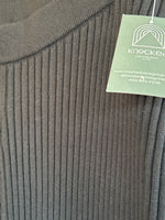 Load image into Gallery viewer, Gap Maternity Knit Pant - L
