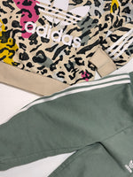 Load image into Gallery viewer, Adidas Sweat Set - 2Y
