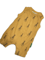 Load image into Gallery viewer, Parage Short Romper - 3-6M
