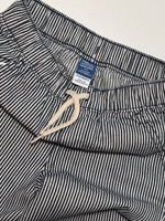 Load image into Gallery viewer, Old Navy Pants - 5Y
