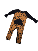 Load image into Gallery viewer, Kyte Romper - 6-12M
