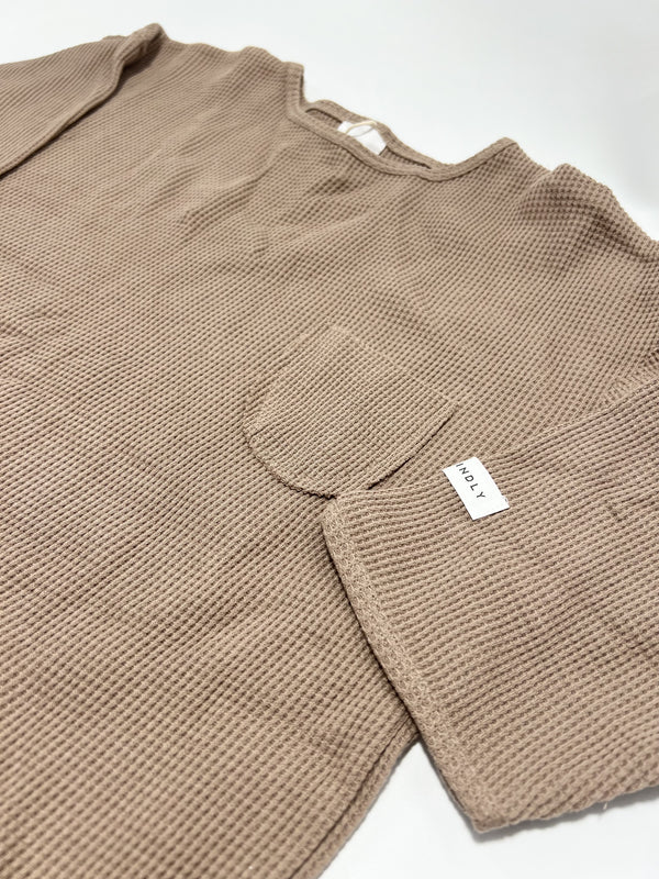 Kindly NWT Waffle LS Top - 4Y