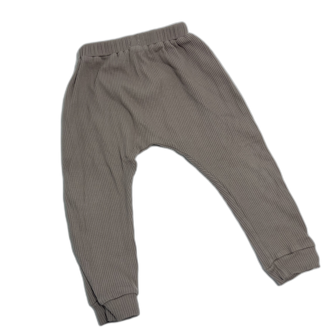 Kindly NWT Ribbed Pants - 3Y