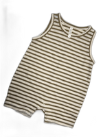 Load image into Gallery viewer, Quincy Mae Romper - 3-6M
