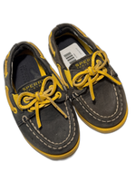 Load image into Gallery viewer, Sperry Shoe - 6
