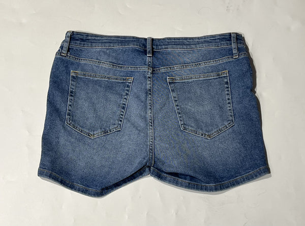 Gap Shorts - 32