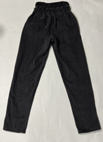 Load image into Gallery viewer, H&amp;M Jeans - S
