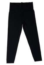 Load image into Gallery viewer, Hatch Leggings - M
