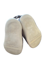 Load image into Gallery viewer, Stonz Knit Shoe - 5
