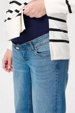 Load image into Gallery viewer, Wide Leg Lemi Jeans - Vintage Blue
