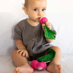 Load image into Gallery viewer, Oli &amp; Carol - Ramona The Radish Teether &amp; Bath Toy
