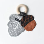 Load image into Gallery viewer, Wee Gallery - Acorn Crinkle Teether
