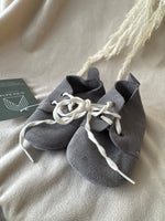 Load image into Gallery viewer, Suede Baby Shoe - 3-6M
