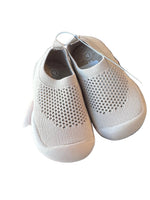 Load image into Gallery viewer, Stonz Shoe - 5
