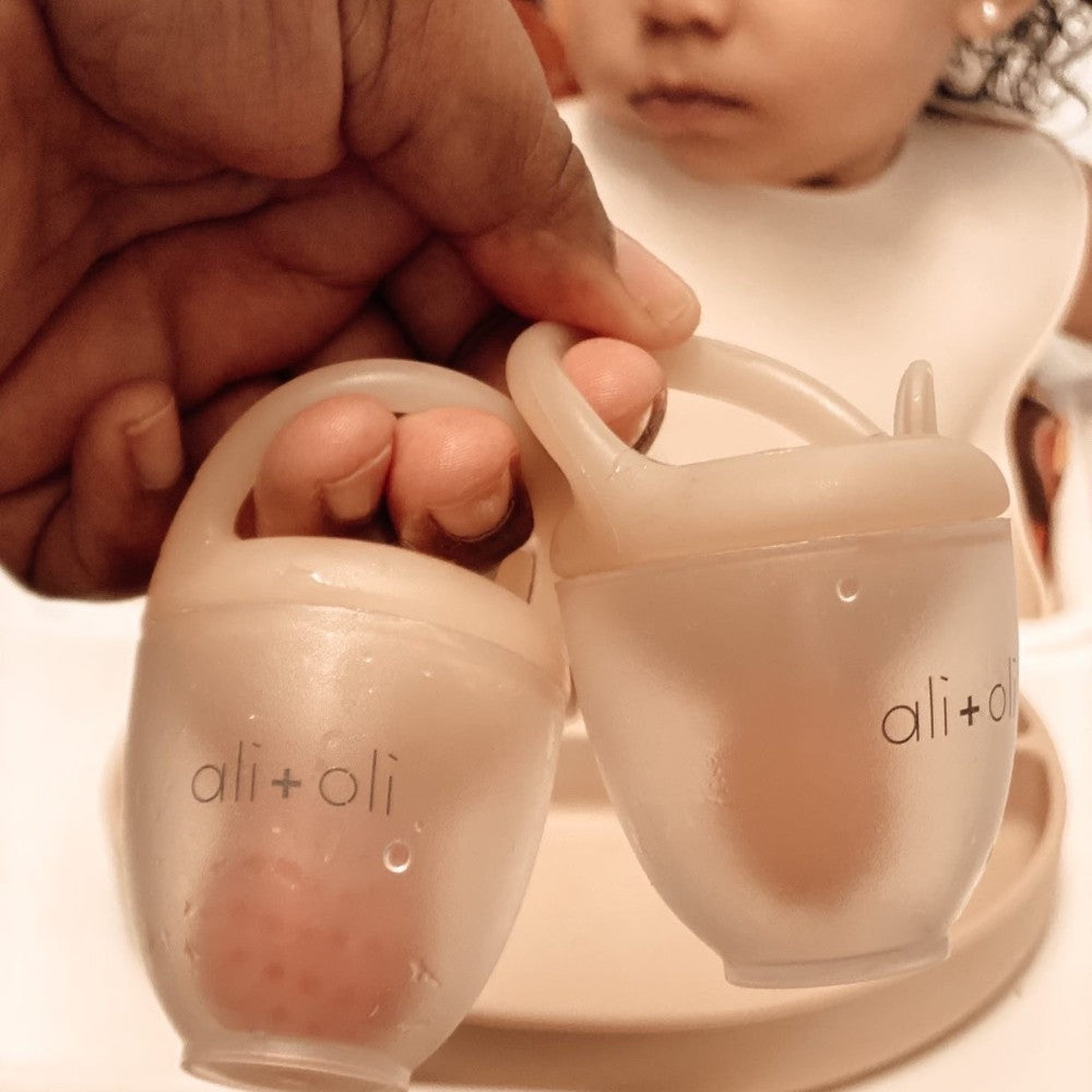 ali + oli Pacifier Feeder for Baby