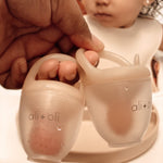 Load image into Gallery viewer, ali + oli Pacifier Feeder for Baby
