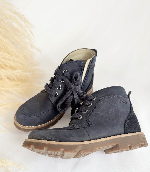 Clarks Boots - 10