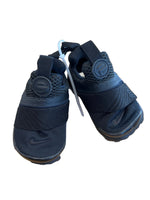 Load image into Gallery viewer, Nike Shoe - 5
