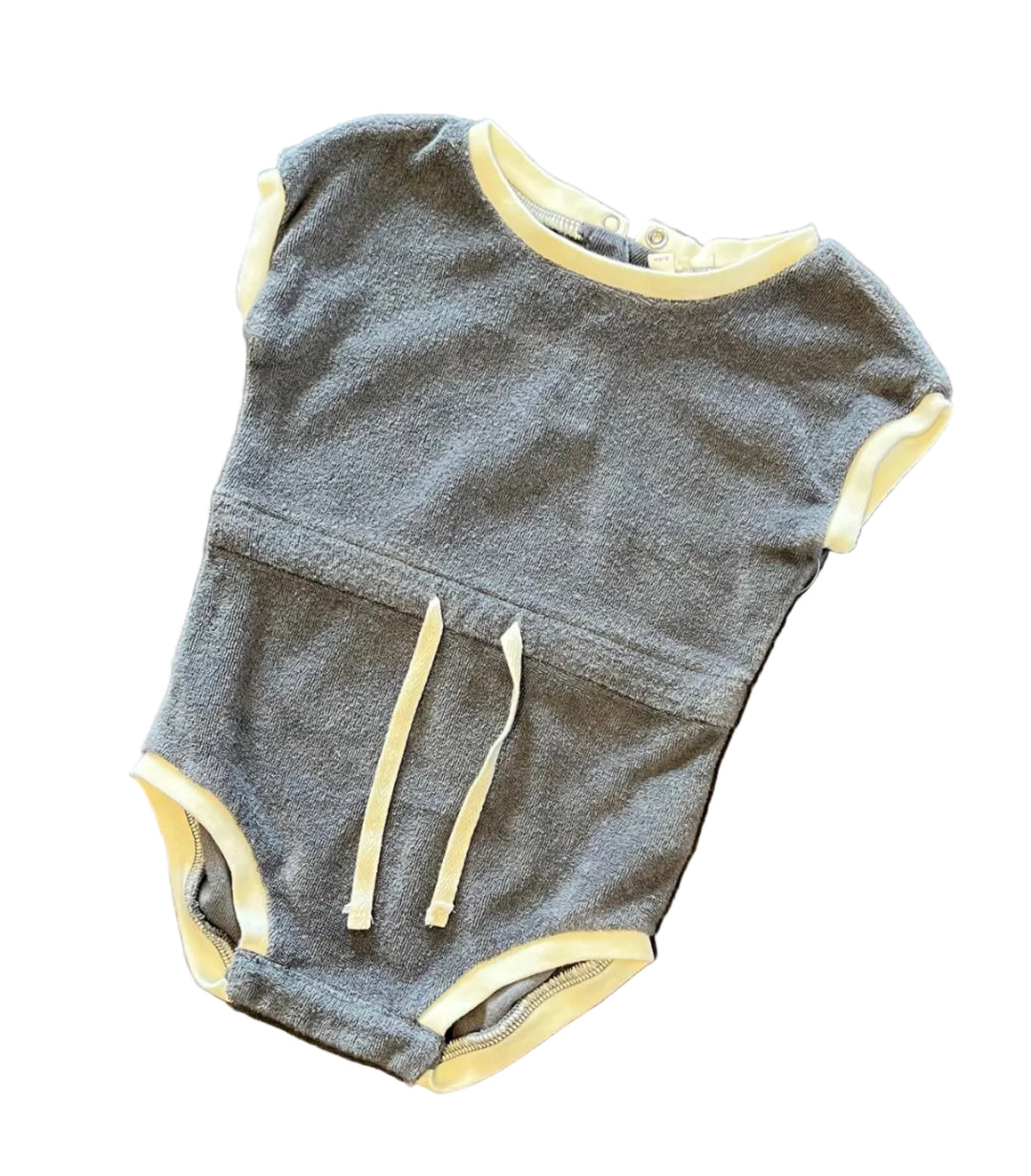 Quincy Mae Romper - 3-6M