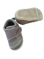 Load image into Gallery viewer, Stonz Shoes - 7
