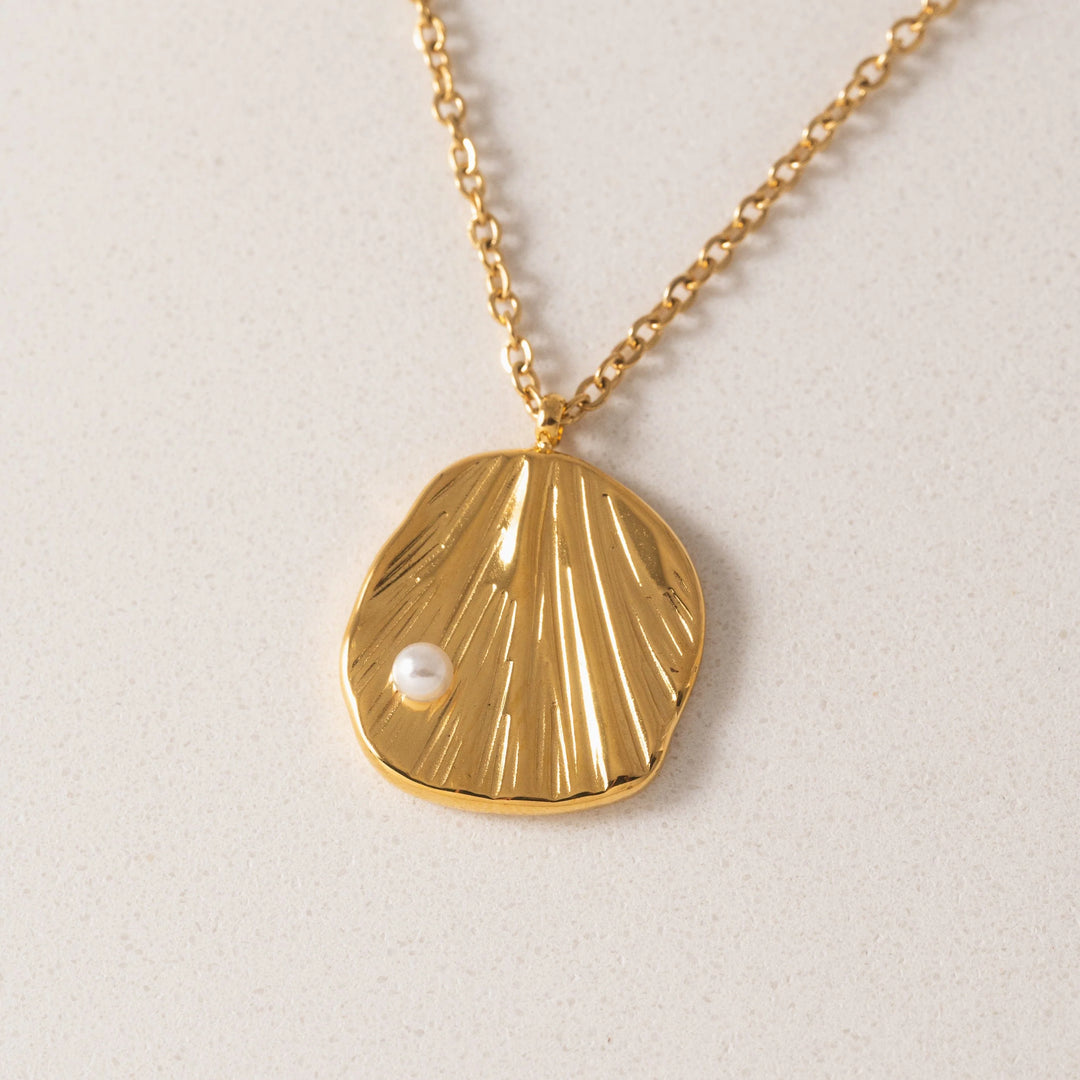 Cove Pearl Necklace