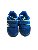 Load image into Gallery viewer, Adidas Shoes - 5

