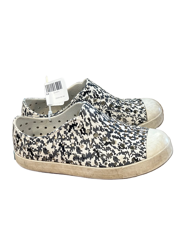 Native Shoe - 12