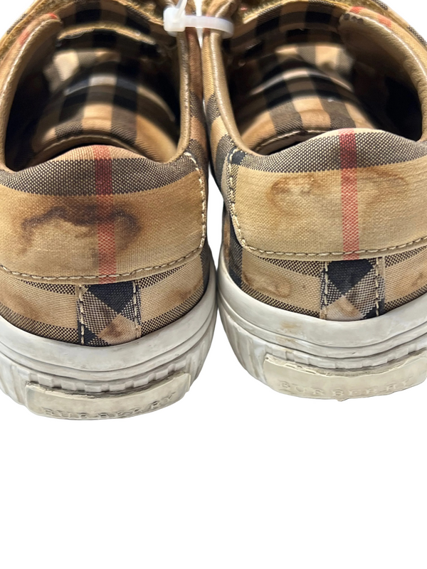 Burberry NA - Shoes - 9