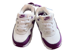 Load image into Gallery viewer, Nike Shoe - 6.5
