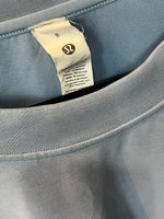 Load image into Gallery viewer, Lululemon CN Top - 8
