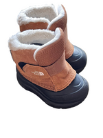 Load image into Gallery viewer, The North Face Boot - 5
