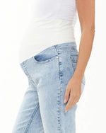 Load image into Gallery viewer, Nova Over Bump Crop Jean - Blue Haze
