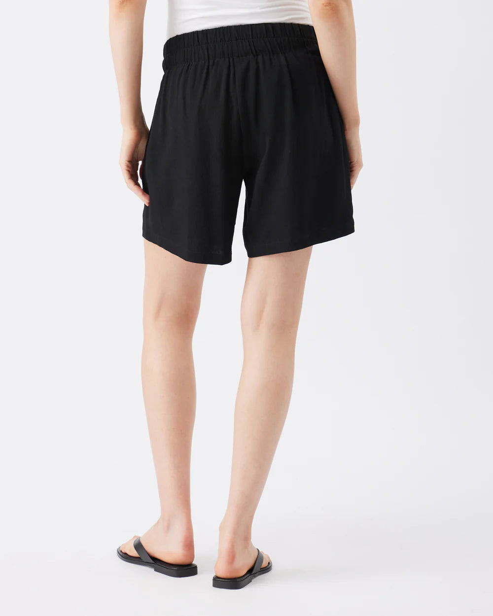 Mae Short Black