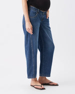 Load image into Gallery viewer, Ripe – Lex Barrel Leg Jean - Dark Wash
