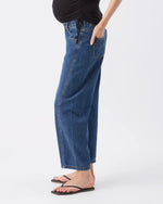 Load image into Gallery viewer, Ripe – Lex Barrel Leg Jean - Dark Wash
