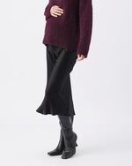 Load image into Gallery viewer, Ripe Maternity Crystal Satin Skirt – Black
