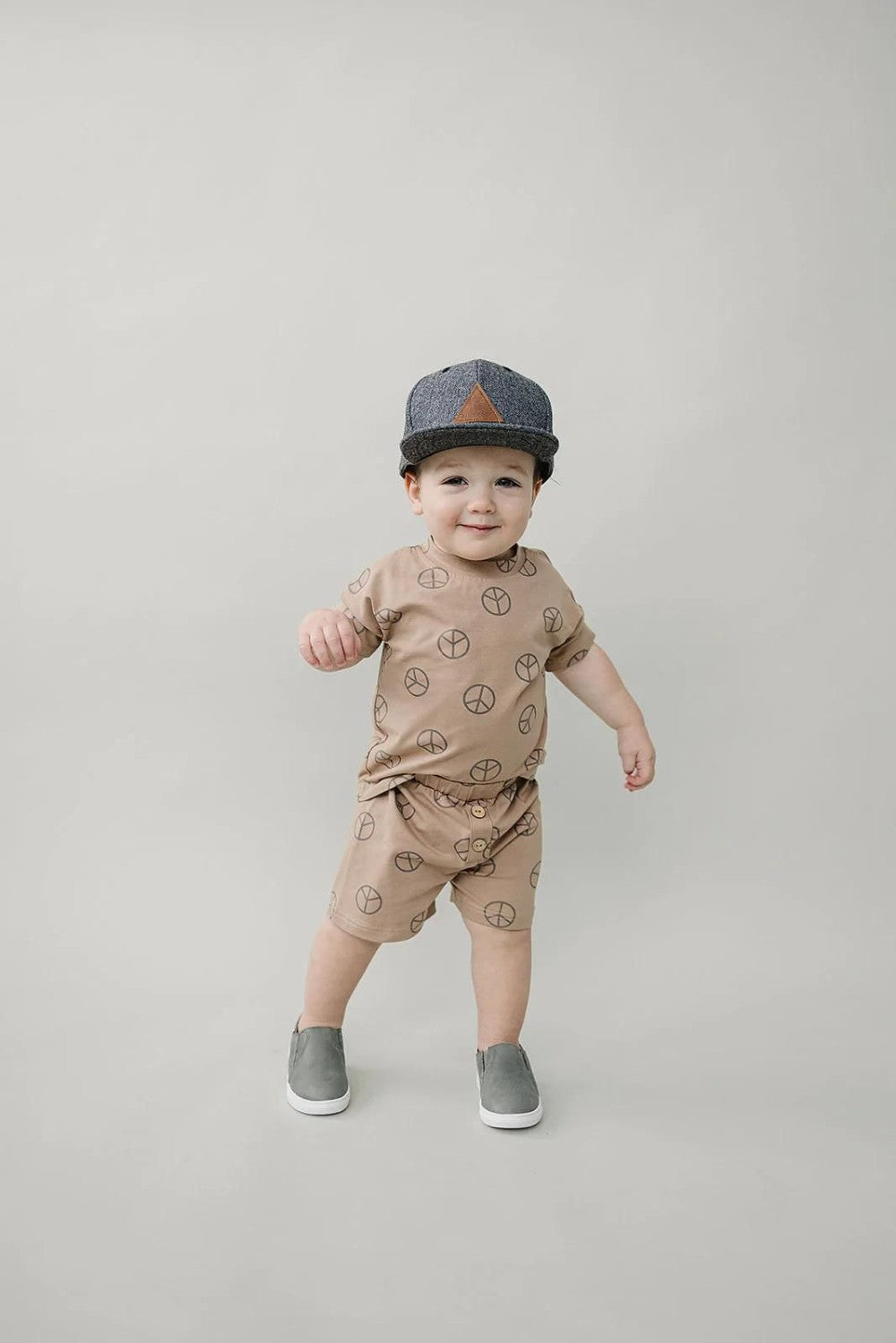 Mebie Baby - Peace Button Short Set